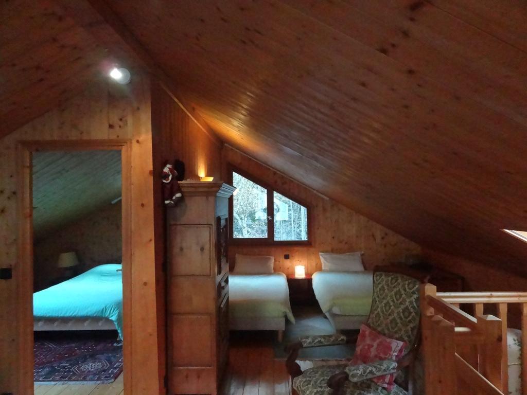 Les Nereides Studios Et Appartements Brides Les Bains Dış mekan fotoğraf